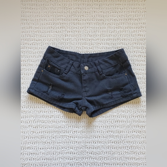 Like New✨ Ripped Holes Denim Shorts - Picture 1 of 3